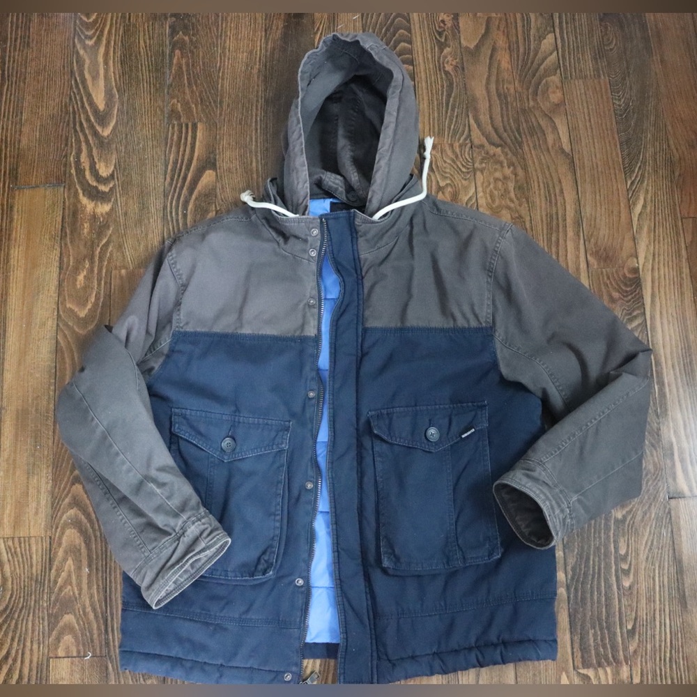 Men's Two-Tone Quiksilver Detachable Hood Jacket